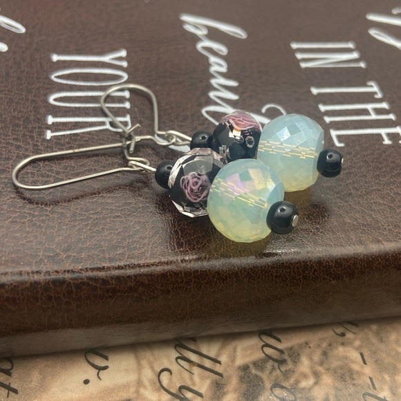Pink Rose Beaded Glass Dangle Earrings Stainless Steel - Picture 1 of 8